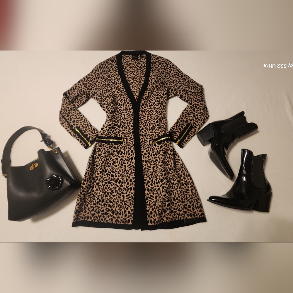 Rafaella Cheetah Long Open Front Cardigan Mobwife - Picture 5 of 5